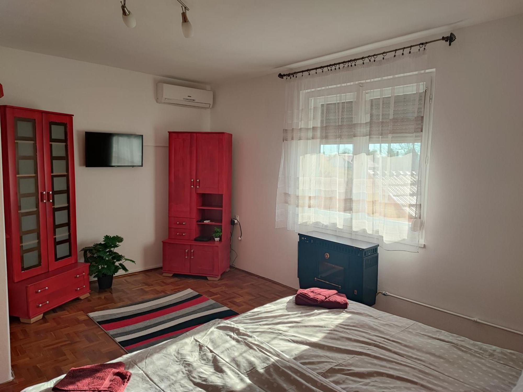 Szaffi Apartman Hajduszoboszlo Exterior photo
